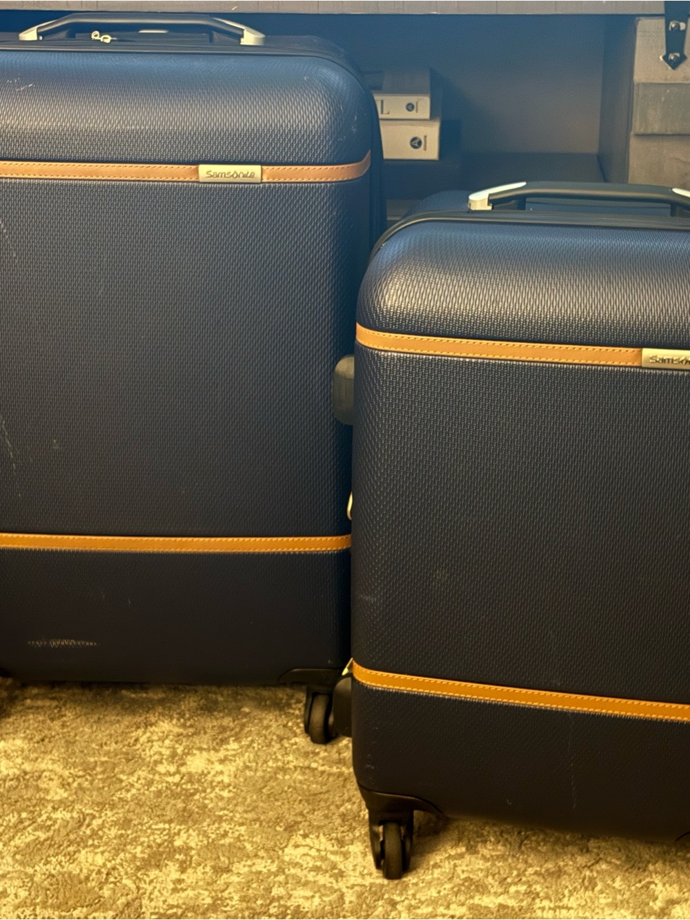 Samsonite Clearwater LTD Luggage Hardside Spinner Luggage Set